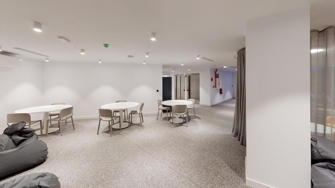 Residencia Universitaria Resa Malaga Centro Buitenkant foto