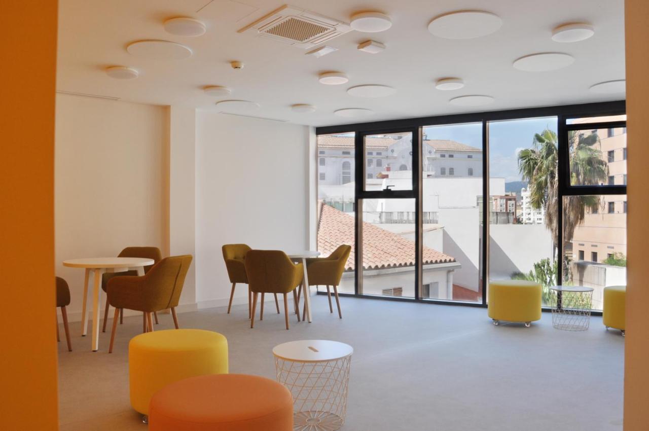 Residencia Universitaria Resa Malaga Centro Buitenkant foto